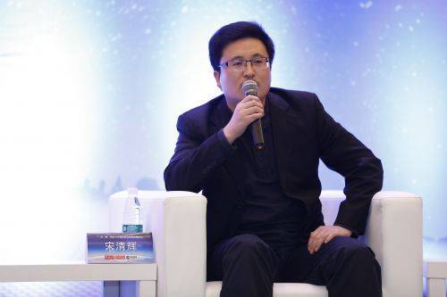 入市 专家提醒：小白大学生入市需谨慎开元棋牌A股市场火爆出圈 00后跑步(图1)